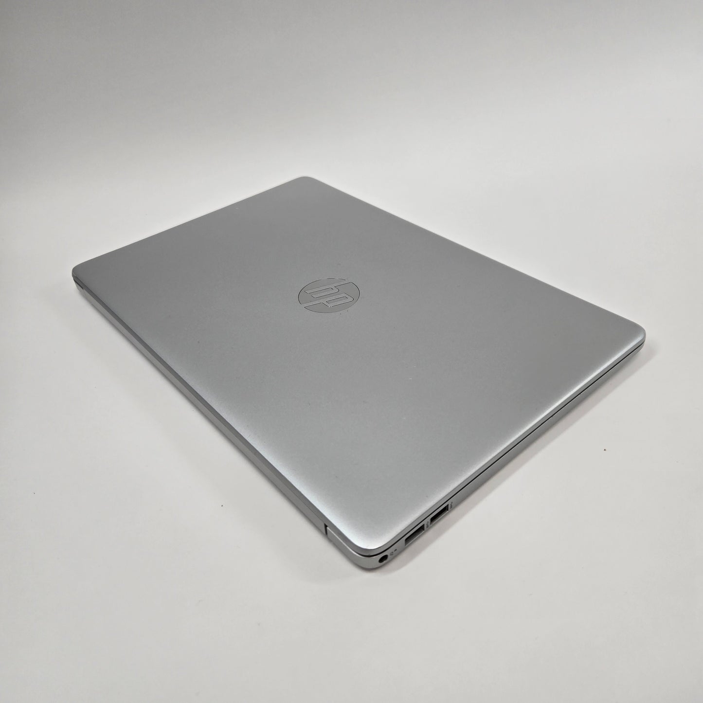 HP Laptop 15-dy5033dx 15.6" i3-1215U 1.2GHz 8GB RAM 256GB SSD